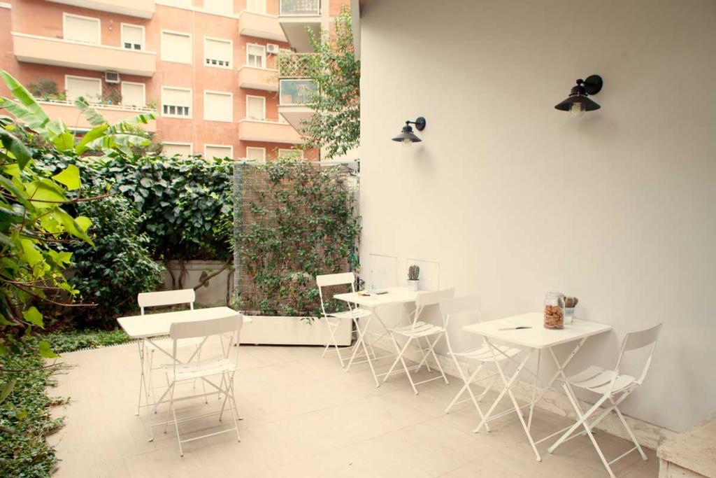 Bb22Roma Bed & Breakfast ภายนอก รูปภาพ